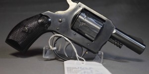 Harrington & Richardson 929 .22 revolver LIKE NEW
